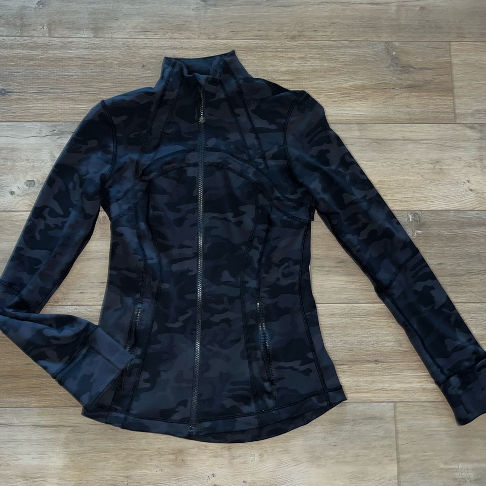 Lululemon Define Jacket Black Camo Size 6